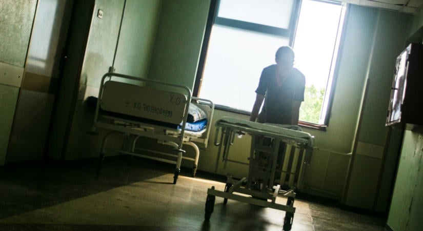 Hatvanéves Ceașescu hírhedt abortuszdekrétuma: orvosok idézték fel a nők tragédiáit