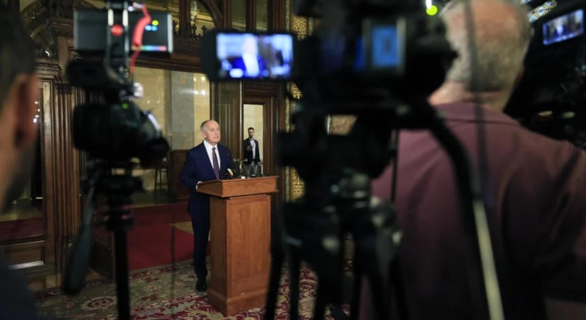 Új jelöltet keres a legfőbb ügyészi tisztségre Baka András köztársasági elnök