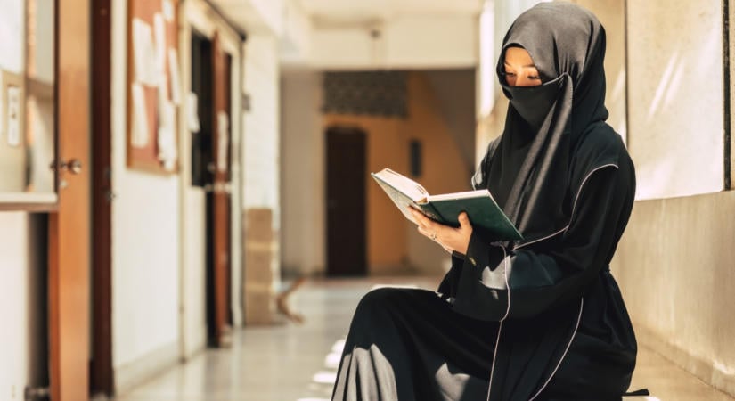 Szakértő: az olasz iskolai burkaügy csak a kezdet, és erősíti az integrációt