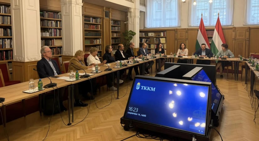 Sári Zsolt kulturális szervezetekkel egyeztetett a szakterületek előtt álló feladatokról