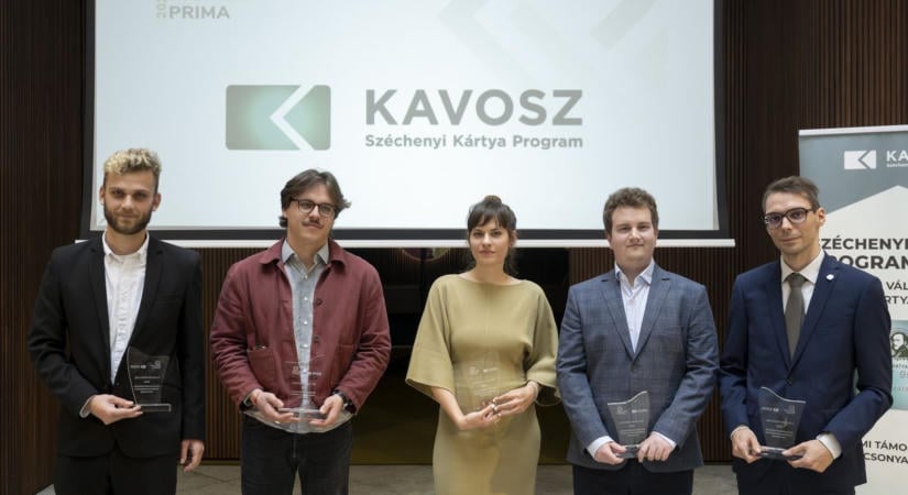 Hat fiatal újságíró kapott Junior Prima Díjat