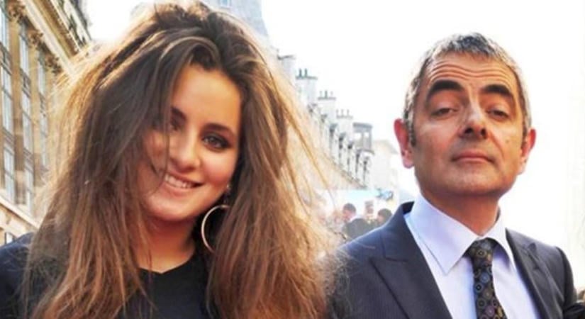 Döbbenetesen megváltozott Lily Sastry – Mr. Bean 30 éves lánya elhatárolódott az apjától