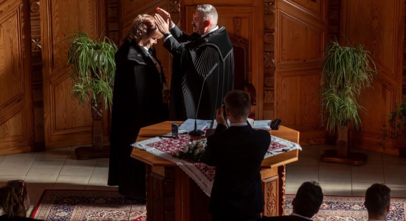 Új lelkipásztort iktattak be a hidasi református gyülekezetben