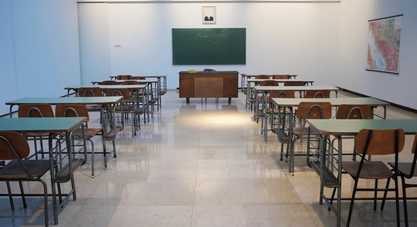 Újabb iskolai botrány: kartonszámra lopta egy alkalmazott a tisztítószereket