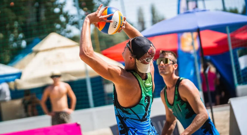 Már a negyeddöntőben búcsúzott az egyik favorit a férfiaknál a strandröplabda ob döntőjében