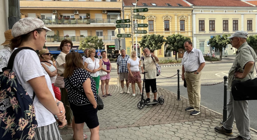 Tapolca legősibb utcáját jártuk Németh István Péterrel