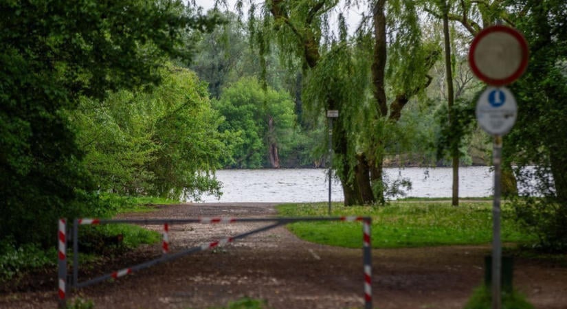 Drámai haláleset Tatán - A mentők nehezen közelítették meg a beteget