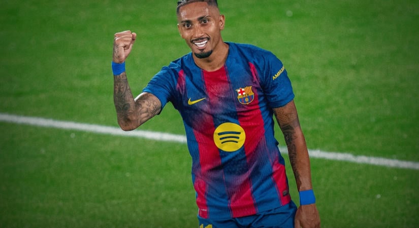 FC Barcelona: álomfizetéssel csábítják Raphinhát a Premier League-be