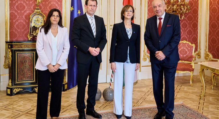 A Velencei Bizottsággal tárgyalt Sulyok Tamás, sürgősséggel döntenek az elmozdítás ügyében