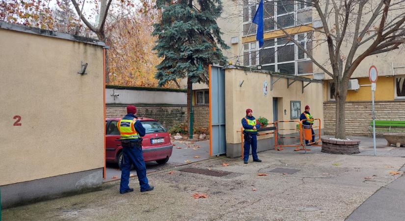 Kollégáira vallott a Szőlő utcai javítóintézet volt rendészeti vezetője