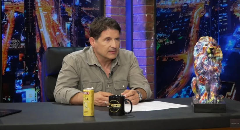 Hajdú Péter: „Orvos akartam lenni, de a halál közelsége eltántorított ettől”
