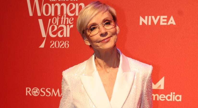 Ő Jakupcsek Gabriella ritkán látott, fiatalabb férje: közös fotón Ádám és a gyönyörű lányuk