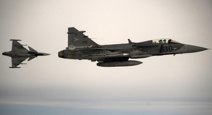 Riasztották a honvédségi Gripeneket - PA28-as sértette meg a magyar légteret
