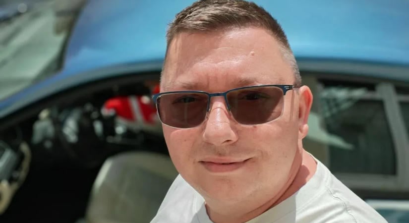 Hajnalban hozták a csengőfrászt Szakács Istvánra, fenyegetve érzi a családját