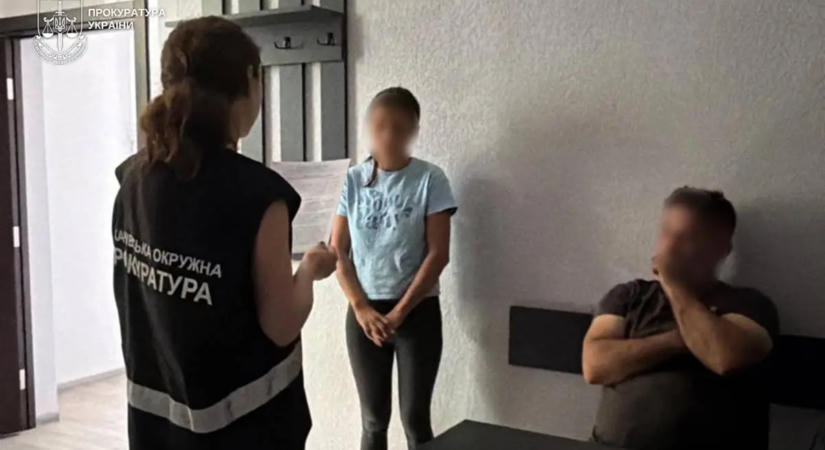 Saját kiskorú lánya szexuális kizsákmányolásával vádolnak egy kárpátaljai anyát