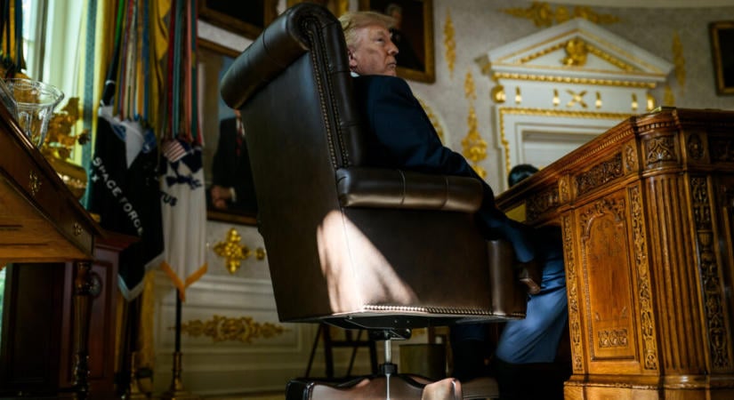 Donald Trump rendkívüli bejelentése – az USA hadserege kész teljesen megsemmsíteni az iráni rezsimet