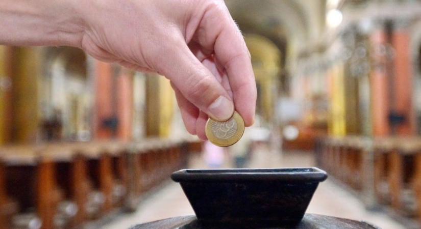 Ellopta a perselypénzt egy 19 éves lány a jászapáti katolikus templomból