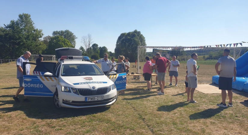 Rendőrök és vadászkutyák jelentek meg a családi napon – mutatjuk, mi történt
