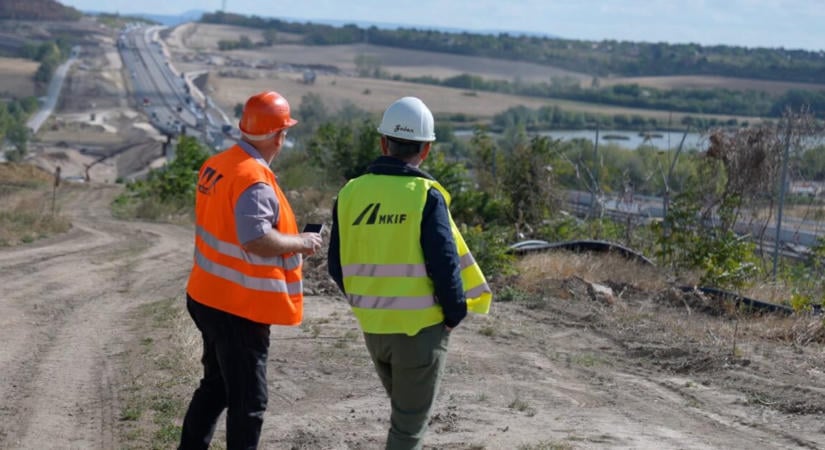 Azonnali kormánybejelentés érkezett kedd este Mészáros Lőrincék kapcsán
