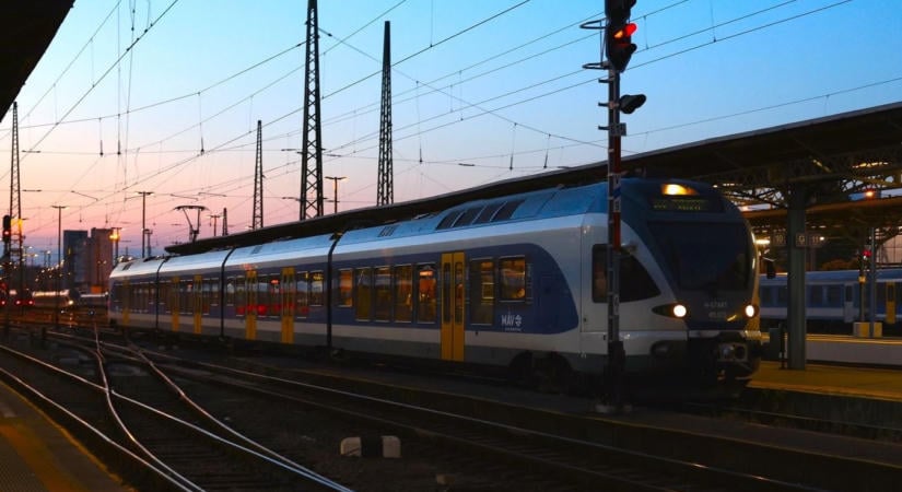 Felejtsd el a megszokott útvonalat! Több vonat helyett is pótlóbuszra kell majd szállnod Hajdú-Biharban