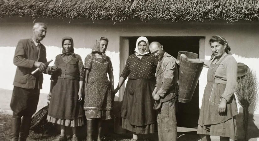 Kacorok és puttonyok: így dolgoztak szüretkor az asszonyok – Retró galéria