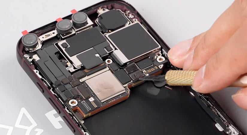 Felboncolták az iPhone 18 Pro-t – belül sokkal több minden változott, mint kívül