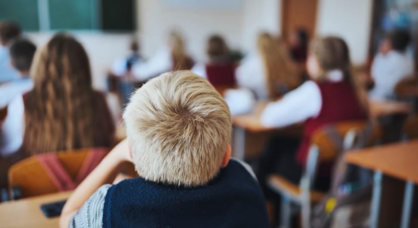 Ösztöndíjjal segíti a legrászolultabbakat a Nemzetközi Gyermekmentő Szolgálat