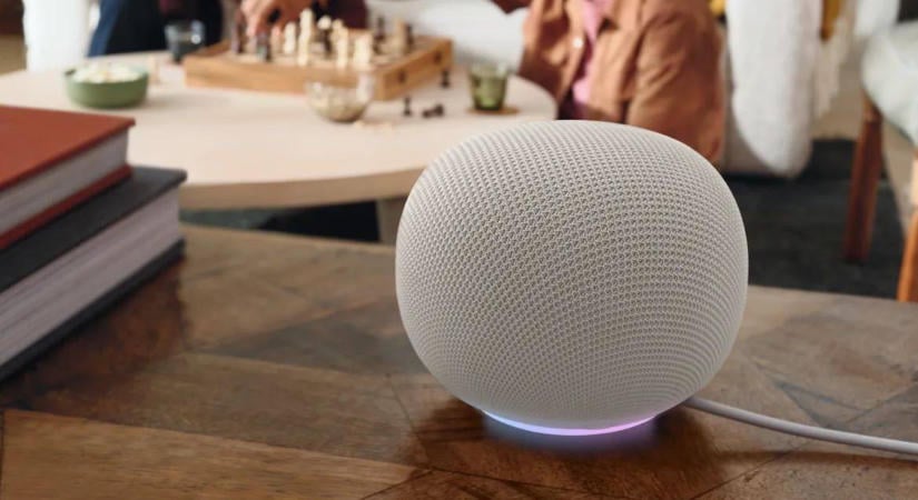 Rengeteg adatot kezdtek el titokban letöltögetni a Google otthoni okoshangszórói