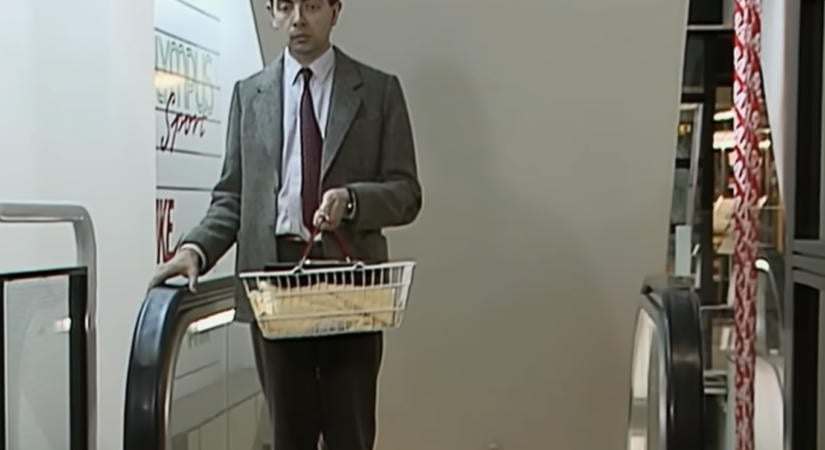 Preppelésre biztatja a briteket a miniszterelnökük, három napra elegendő víz és konzerv felhalmozását javasolják