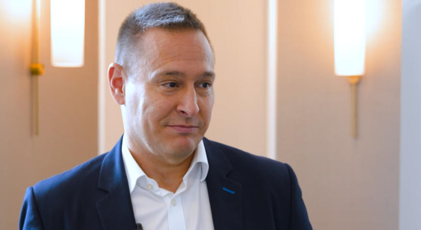 Felmentették az MKIK vezérigazgatóját