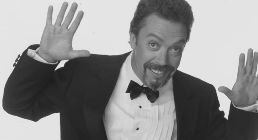 Meghalt Tim Curry: 10 felejthetetlen alakításával búcsúzunk
