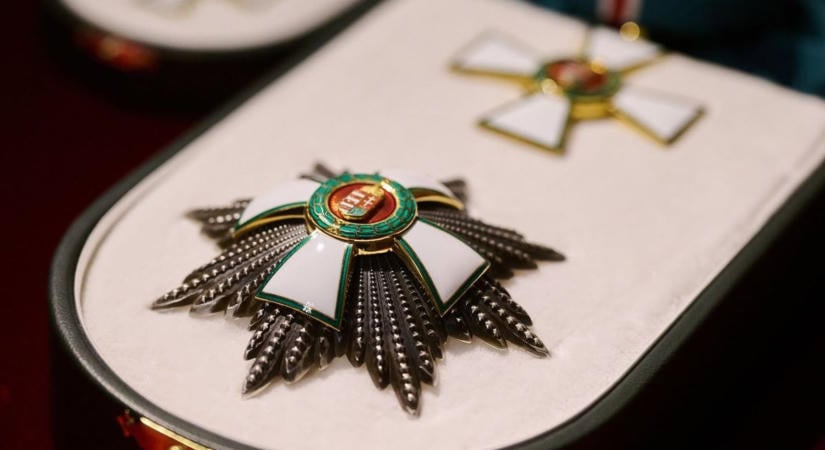 Debrecen büszkeségei: ők kaptak állami kitüntetést október 23. alkalmából