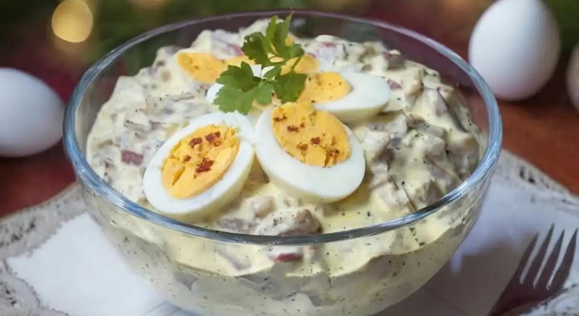 Burgonyasaláta recept: Sültek mellé a legjobb köret