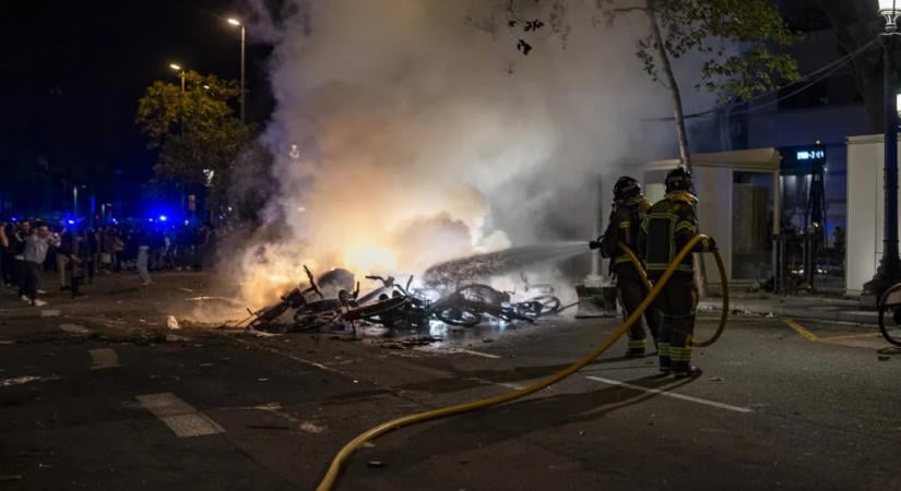 Barcelonában sokakat őrizetbe vettek