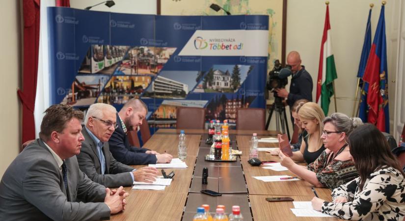Kevesebb kiadás, egészségesebb környezet