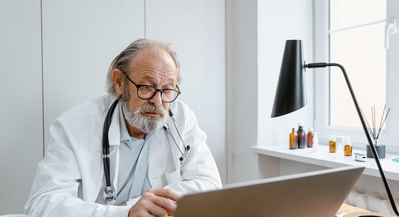 Digitális fordulat következhet – Az egészségügyi kártya vége, egyszerűsödő orvosi ügyintézés?