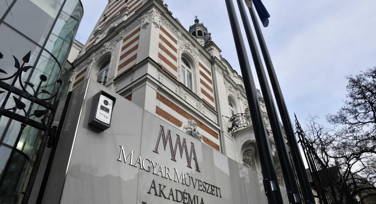 Két ügy borzolja a kedélyeket a tisztújítás előtt álló MMA-ban