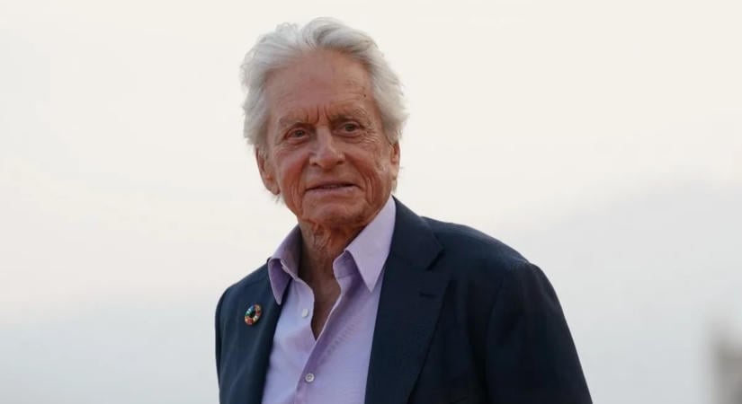 Michael Douglas negyven év után bevallotta, melyik világhírű színésznővel volt titkos románca