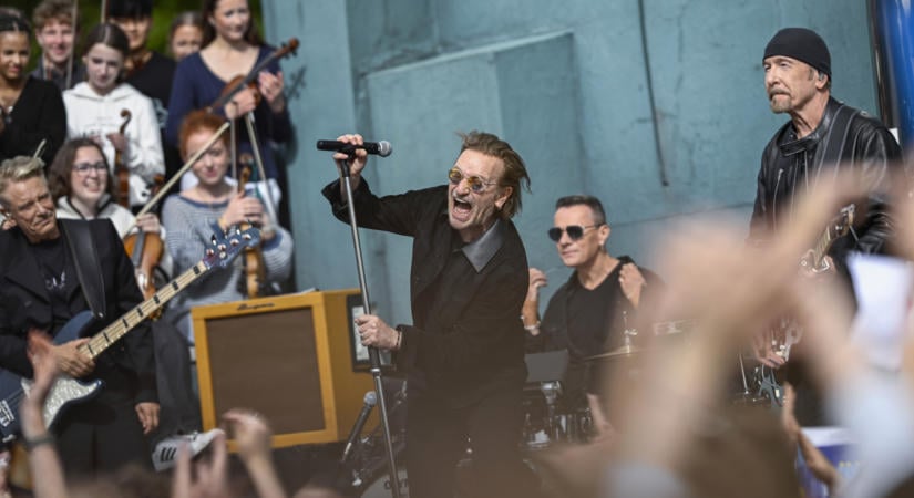Bono gitározni akart, csak gitárja nem volt – így született meg a U2