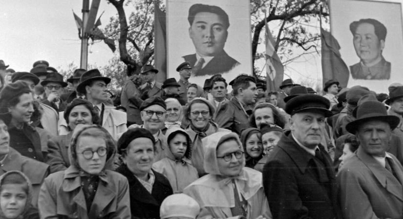 Keményvonalas fordulathoz és tisztogatáshoz vezetett az ‘56-os magyar forradalom Kínában