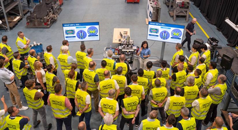 Az INEVO Surface Innovation Days 2026 rendezvénye rávilágít az ENGEL clearmelt technológiájának gazdaságosságára a külső karosszériaelemeknél