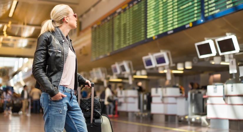 Itt az EU légi utasjogi reform! 3 órás késési küszöb, 250–600 eurós kártérítés, átlátható szabályok, gyorsabb ügyintézés