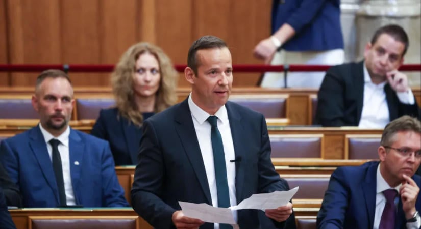 Toroczkai: A házbizottsági ülés eredménye volt a keddi főhajtás