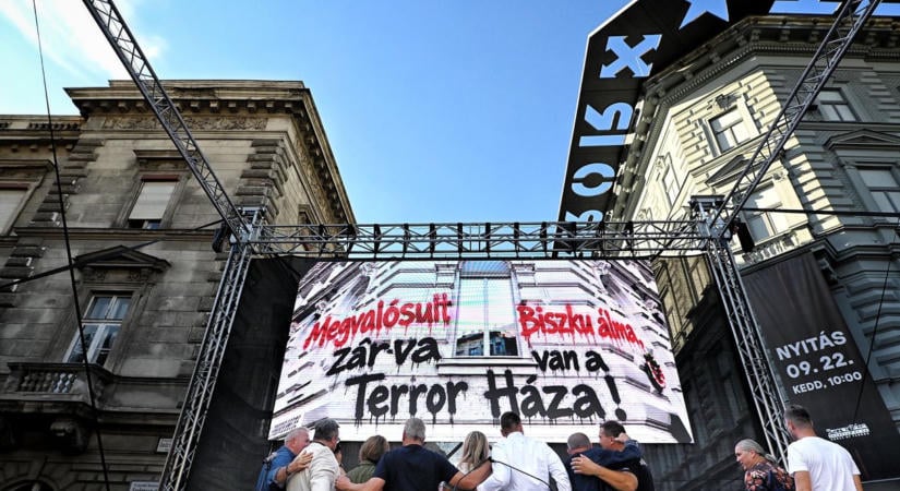 Tóta W. Árpád: A Fidesz útja a komcsizástól a végelgyengülésig