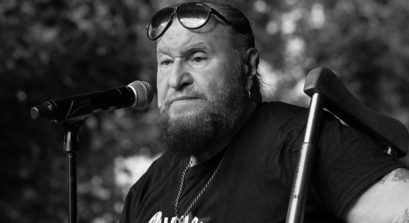 Gyász: elhunyt Deák Bill Gyula, a Fradi legendás szurkolója