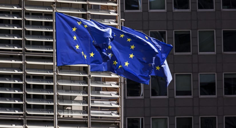 Több mint 1600 embert és szervezetet vesz fel az EU az Oroszország elleni szankciós listára