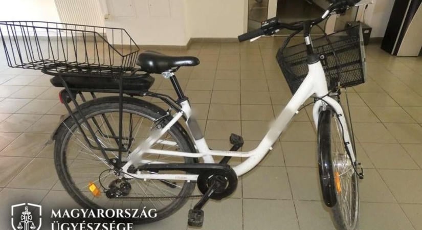 Milliós biciklit lopott, pórul járt a Heves megyei tolvaj