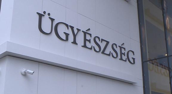 Halálos mászókabaleset miatt emeltek vádat a volt polgármester és a volt óvodavezető ellen