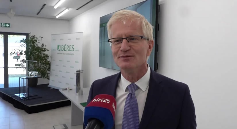 Három évtized, egy legendás készítmény: jubileumot ünnepel a szolnoki gyógyszergyár