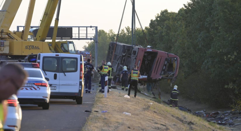 Buszkatasztrófa: gyorsan elfogyhat a 2,5 milliárdos biztosítás, évekig eltarthat a kártérítés